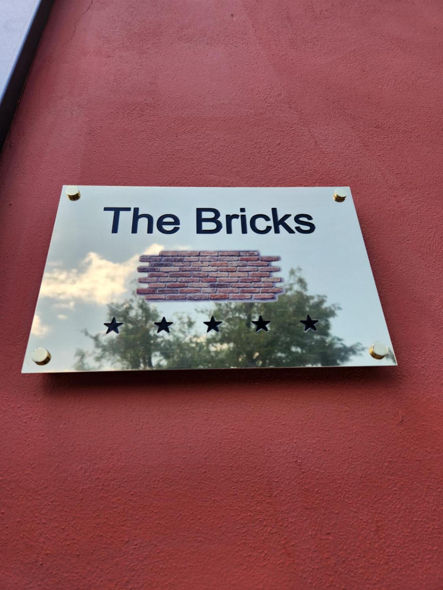 The Imperial E The Bricks